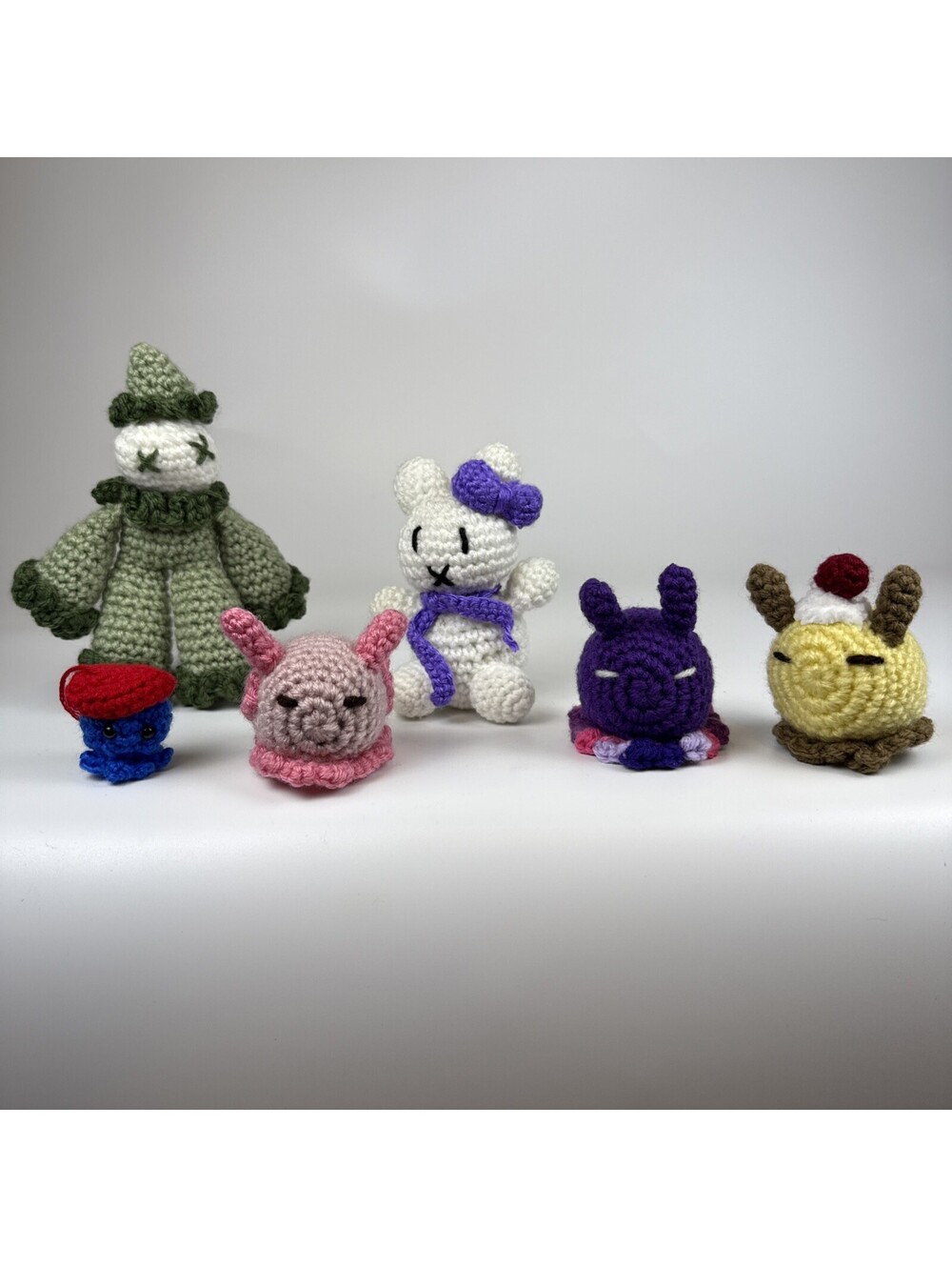 Amigurumi Crochet Plushie Lot 6pc Cute Yarn Figurines